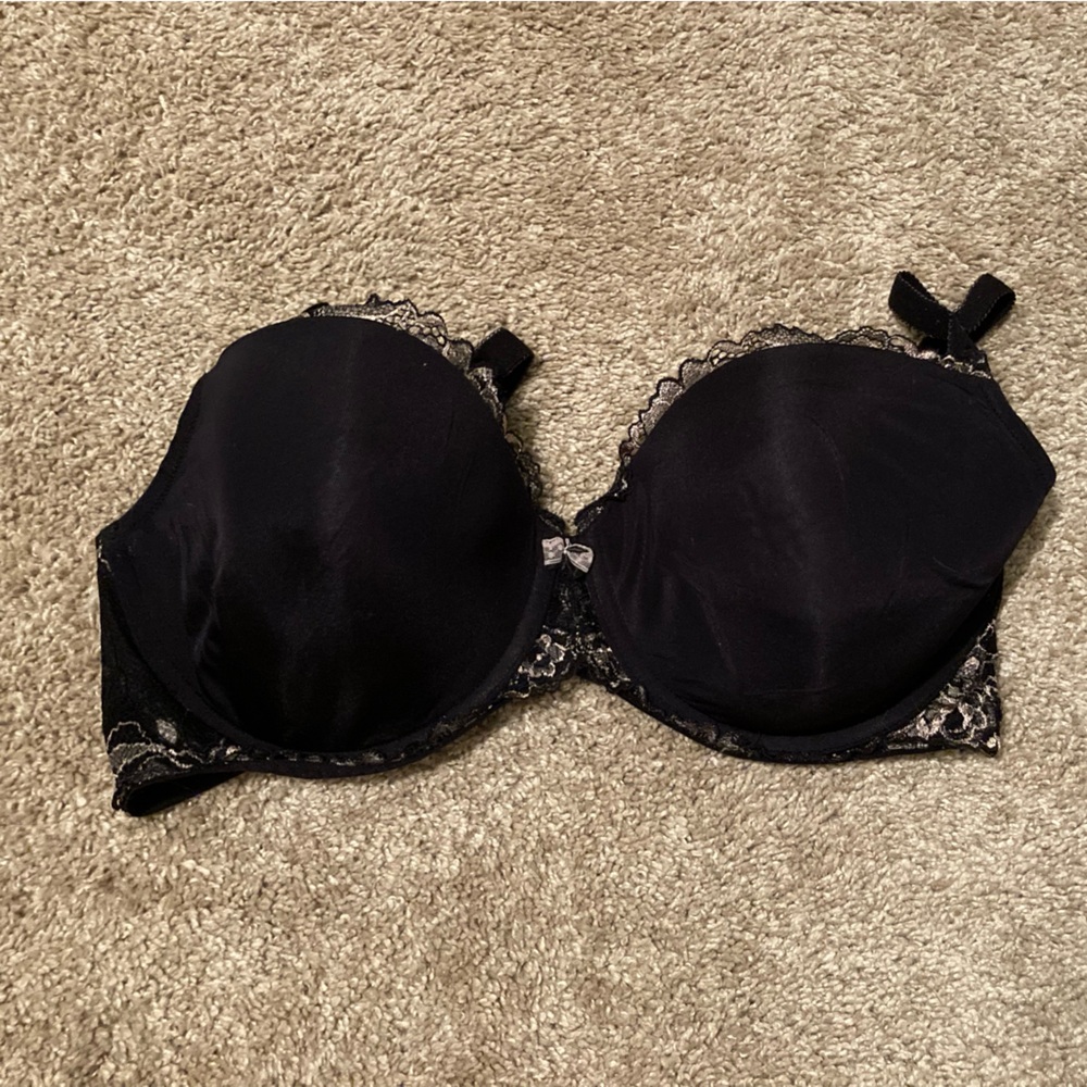 Black bra with silver lace